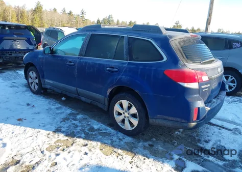 2010 Subaru Outback 2.5I Limited z USA, uszkodzony, nr VIN 4S4BRBKC4A3312416